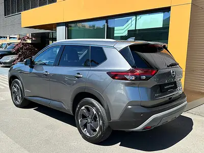 Nissan X-Trail 1.5 VC-T e-Power 4WD — SUV 7 places hybride rechargeable, seulement 20'000 km — rear view