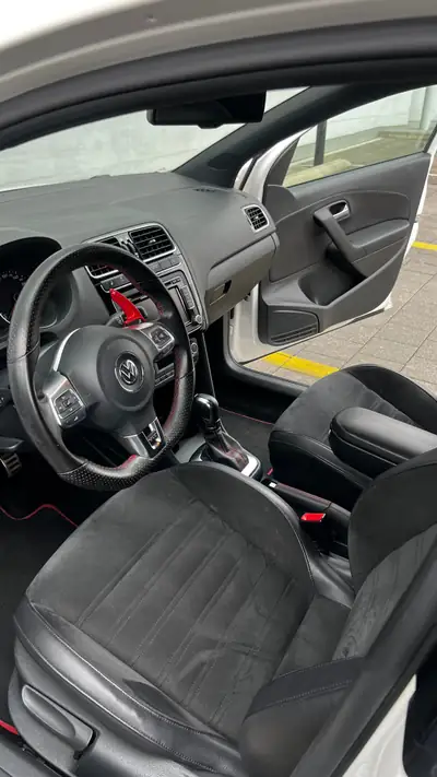 VW Polo 1.4 TSI GTI DSG — Sportive compacte, freins neufs et contrôle technique OK — détail