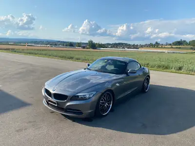 BMW Z4 sDrive23i — Cabriolet sportif 2010, 50'000 km seulement — vista esterna