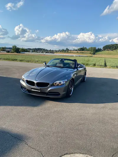 BMW Z4 sDrive23i — Cabriolet sportif 2010, 50'000 km seulement — cruscotto