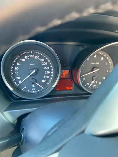 BMW Z4 sDrive23i — Cabriolet sportif 2010, 50'000 km seulement — Miniatura 15