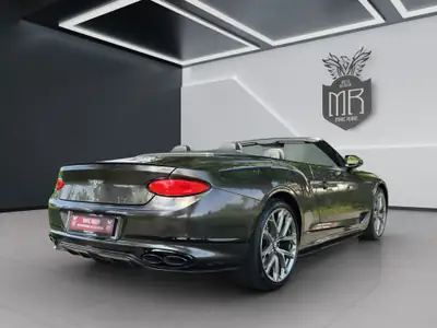 Bentley Continental GTC S 4.0 V8 — Cabriolet de prestige, 550 ch, kilométrage exceptionnel — interior
