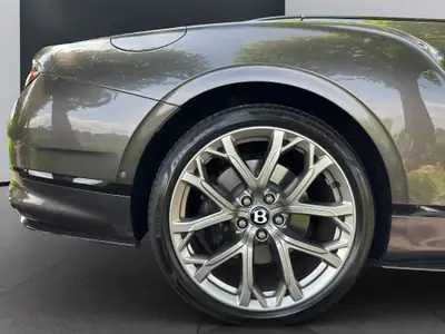 Bentley Continental GTC S 4.0 V8 — Cabriolet de prestige, 550 ch, kilométrage exceptionnel — Thumbnail 21