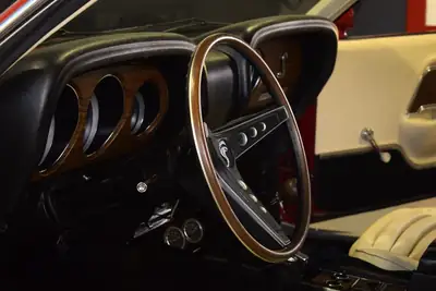 Ford Mustang Shelby GT500 1969 — Légende américaine, 400 ch et histoire authentique — detail
