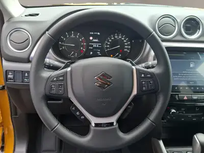 Suzuki Vitara 1.4 T Sakura Hybrid 4x4 — SUV compact hybride, traction intégrale performante — Thumbnail 7