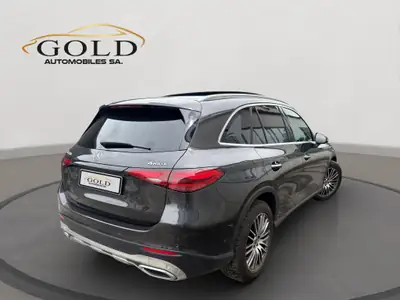 Mercedes-Benz GLC 200 Avantgarde 4Matic — SUV hybride léger, 21 500 km, full options — side view