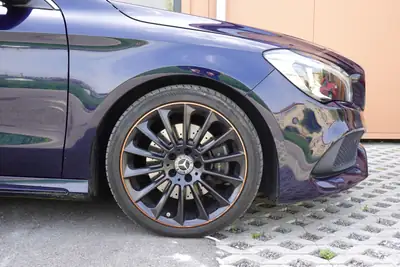 Mercedes-Benz CLA 220 Break — Diesel 177 ch, Pack AMG, Technologie complète — tableau de bord