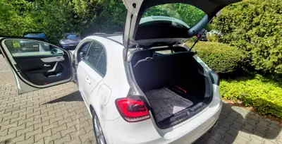 Mercedes-Benz Classe A 220 — Berline compacte premium 4x4, 39 600 km seulement — Detail