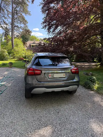 Mercedes-Benz GLA 250 4Matic — SUV compact polyvalent, faible kilométrage — arrière