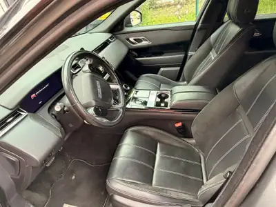 Range Rover Velar R-Dynamic D 300 HSE — SUV premium diesel, 4x4 intégral — tableau de bord