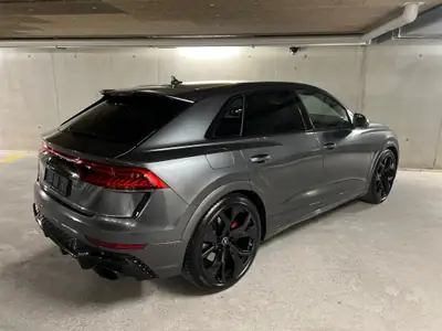 Audi RSQ8 quattro — SUV haute performance 600 ch, garantie jusqu'en 2027 — arrière