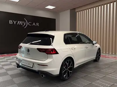 VW Golf 2.0 TSI GTI DSG 2024 — Sportivité et transmission automatique, 44'520 km seulement — arrière