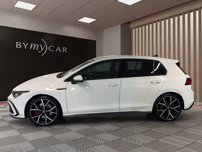 VW Golf 2.0 TSI GTI DSG 2024 — Sportivité et transmission automatique, 44'520 km seulement — intérieur