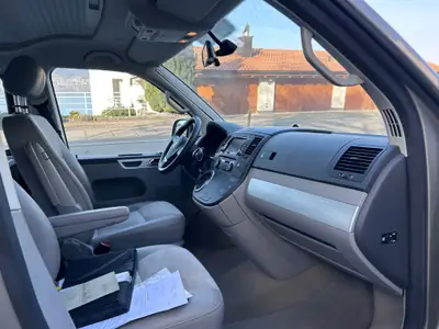 VW T5 California — Le camping-car mythique, diesel performant, kilométrage imbattable — Innenraum