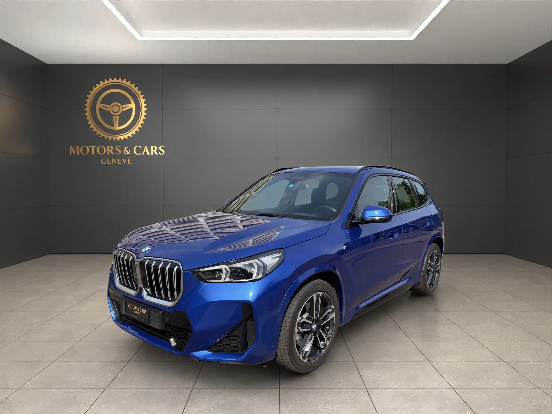 BMW X1 xDrive 23i 48V M Sport — Hybride léger, 12 600 km, toit panoramique