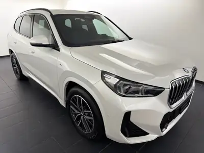 BMW X1 sDrive 18i M Sport 2025 — SUV compact dynamique, première main, 8600 km — interior