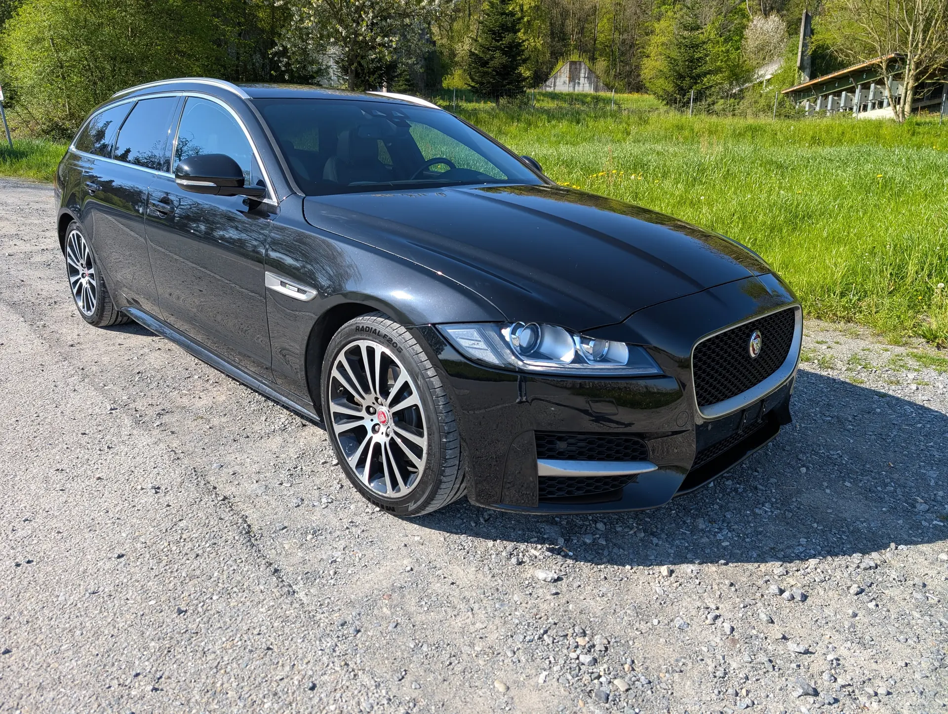 Jaguar XF Sportbrake 2.0D 240 R-Sport AWD — Break sportif, 126'000 km, sans sinistre