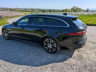 Jaguar XF Sportbrake 2.0D 240 R-Sport AWD — Break sportif, 126'000 km, sans sinistre — intérieur