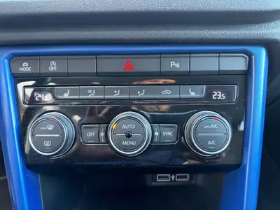 VW T-Roc 1.0 TSI Advance — SUV urbain dynamique, sans accident, équipé — Thumbnail 16