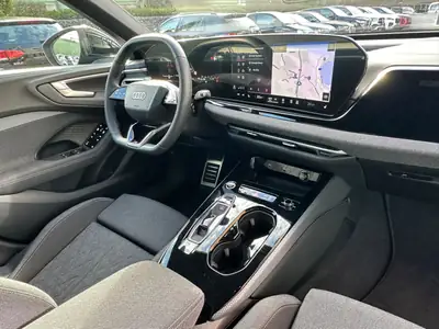 Audi A5 Avant 2.0 TFSI S-Line 2025 — Berline sportive hybride légère, 6 500 km seulement — Thumbnail 11