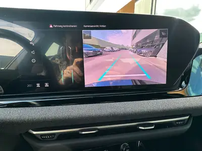 Audi A5 Avant 2.0 TFSI S-Line 2025 — Berline sportive hybride légère, 6 500 km seulement — Thumbnail 16