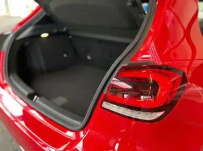 Mercedes-Benz A 200 Progressive — Berline compacte 163 ch, 115'000 km, sans sinistre — Miniatura 10