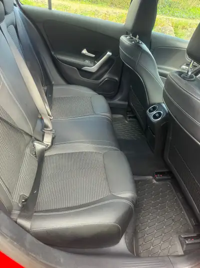 Mercedes-Benz A 200 Progressive — Berline compacte 163 ch, 115'000 km, sans sinistre — Miniatura 18