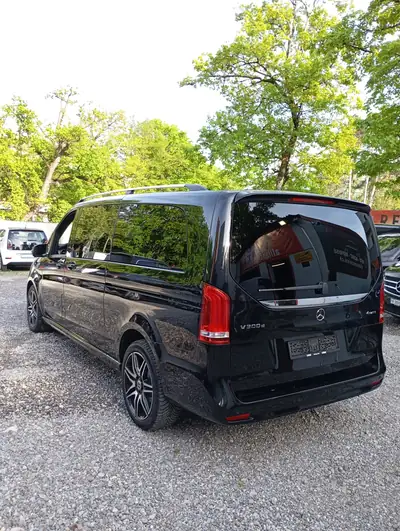 Mercedes-Benz V 300 d Extralang Avantgarde 4Matic — Monospace Premium 8 places, diesel performant — Miniature 9