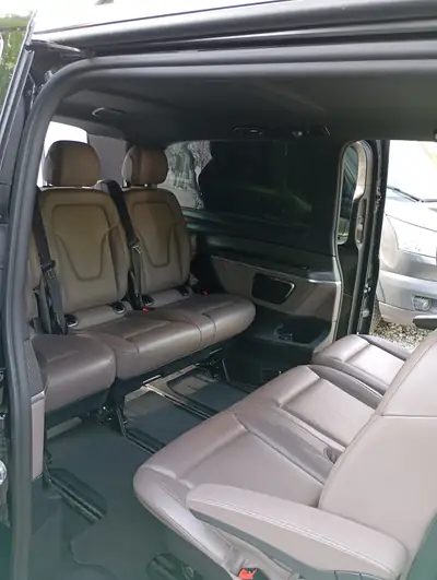 Mercedes-Benz V 300 d Extralang Avantgarde 4Matic — Monospace Premium 8 places, diesel performant — Miniature 13