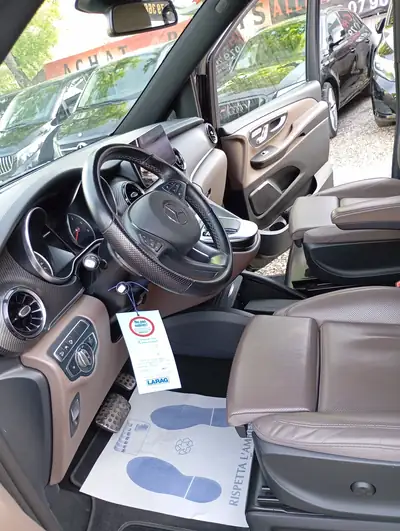 Mercedes-Benz V 300 d Extralang Avantgarde 4Matic — Monospace Premium 8 places, diesel performant — Miniature 19