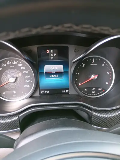 Mercedes-Benz V 300 d Extralang Avantgarde 4Matic — Monospace Premium 8 places, diesel performant — Miniature 20