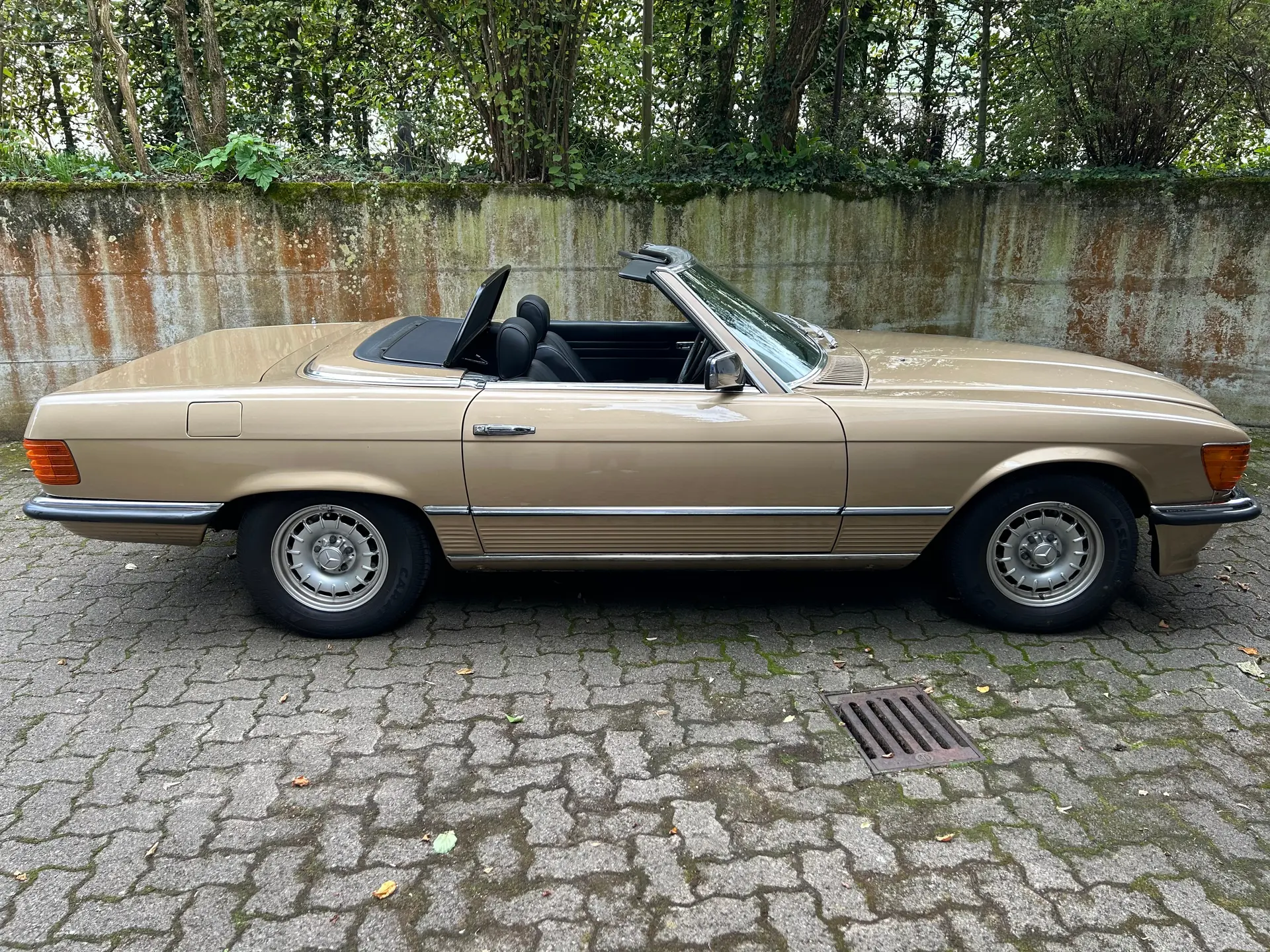 Mercedes-Benz Sl 500 1982 occasion Binningen — 2