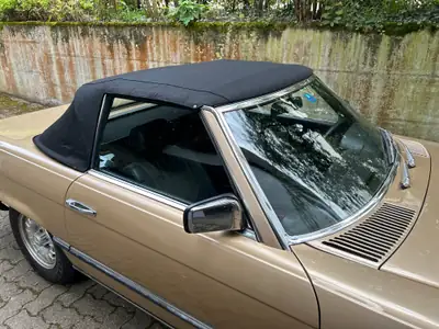 Mercedes-Benz SL 500 — Chef-d'œuvre cabriolet des années 80, 326 ch de pure élégance — detail