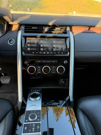 Land Rover Discovery 3.0 SDV6 HSE — SUV premium 7 places, toit panoramique, équipement complet — Miniatur 8