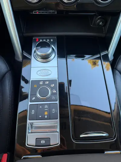 Land Rover Discovery 3.0 SDV6 HSE — SUV premium 7 places, toit panoramique, équipement complet — Miniatur 9