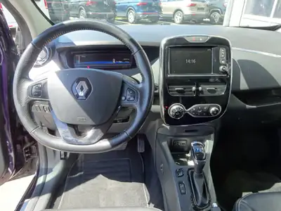 Renault Zoé Iconic R110 — Citadine électrique 100 % autonome, 60 000 km — Thumbnail 9