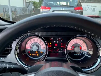 Ford Mustang 4.6 V8 GT Premium — Légendaire coupé américain, état impeccable — dettaglio
