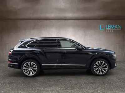 Bentley Bentayga V8 First Edition — SUV ultra-luxe, 550 ch, 40'000 km seulement — intérieur