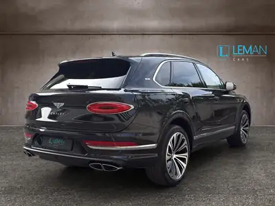 Bentley Bentayga V8 First Edition — SUV ultra-luxe, 550 ch, 40'000 km seulement — tableau de bord