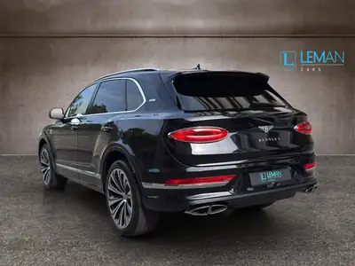 Bentley Bentayga V8 First Edition — SUV ultra-luxe, 550 ch, 40'000 km seulement — Miniature 7