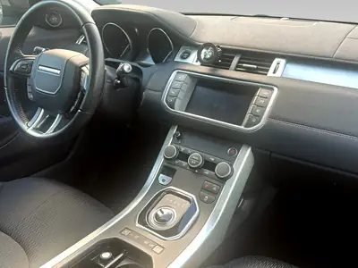 Range Rover Evoque 2.0 TD4 Pure — SUV compact premium diesel, très bon état expertise — Thumbnail 11