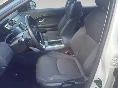 Range Rover Evoque 2.0 TD4 Pure — SUV compact premium diesel, très bon état expertise — Thumbnail 13