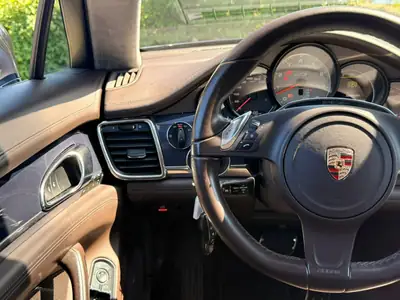 Porsche Panamera GTS 4.8 PDK — Gran turismo sportif, 430 ch et sans accident — Miniature 21