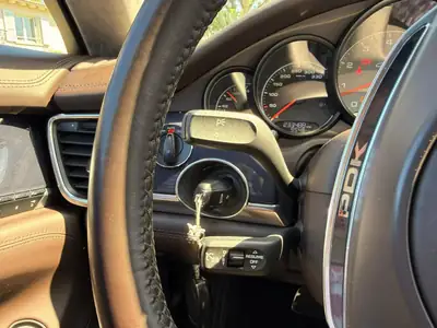 Porsche Panamera GTS 4.8 PDK — Gran turismo sportif, 430 ch et sans accident — Miniature 23