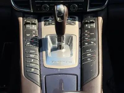 Porsche Panamera GTS 4.8 PDK — Gran turismo sportif, 430 ch et sans accident — Miniature 26