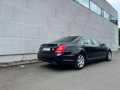Mercedes-Benz S 400 V6 Hybrid — Berline prestige hybride, 86'000 km seulement — Innenraum