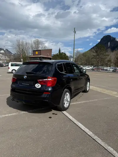 BMW X3 20d xDrive 2014 — SUV diesel robuste, entretien premium inclus — intérieur