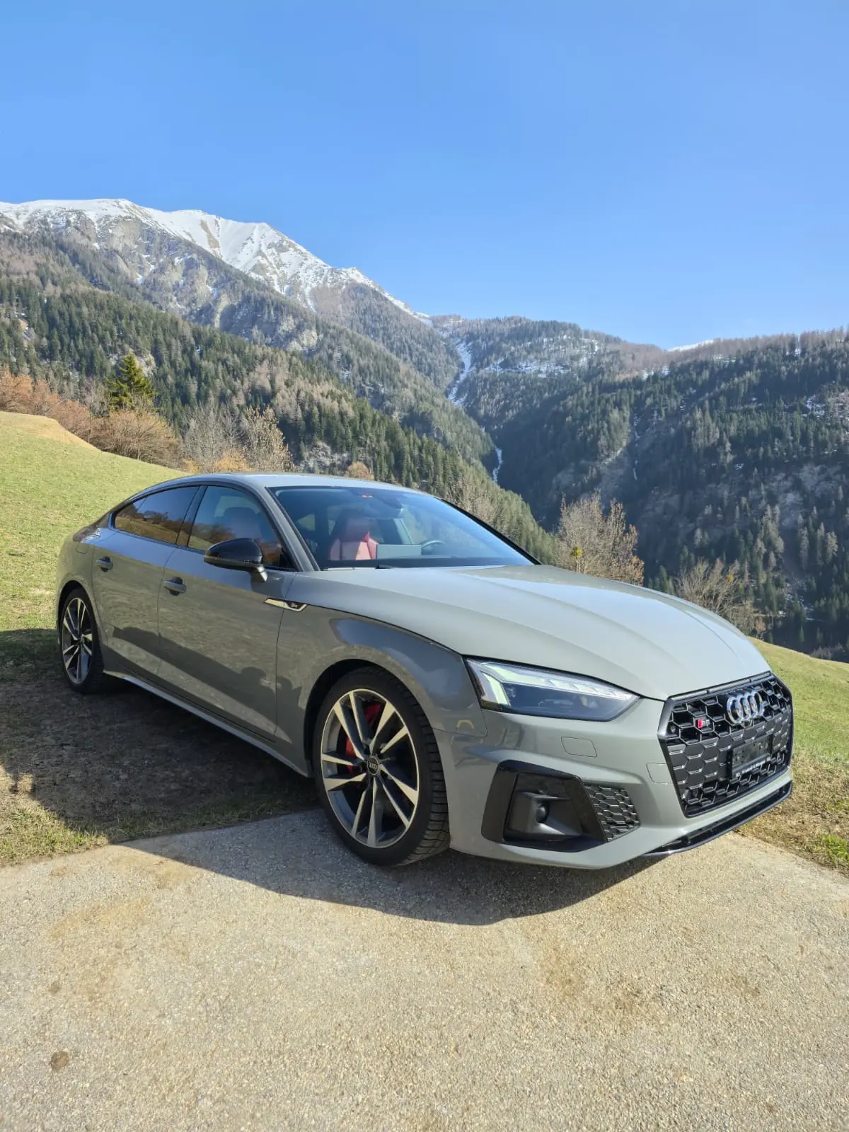 Audi S5 3.0 V6 TDI Quattro — Berline sportive diesel, 22'000 km seulement — vista esterna