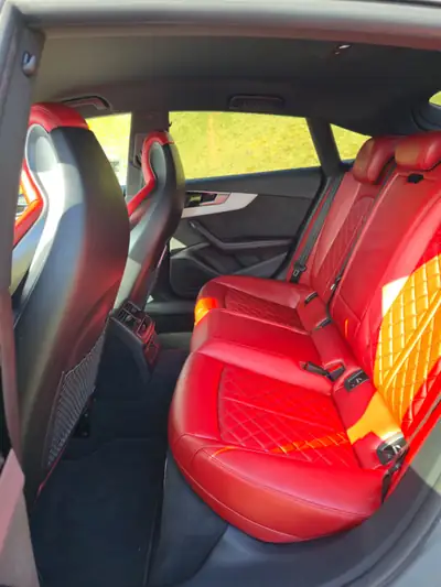 Audi S5 3.0 V6 TDI Quattro — Berline sportive diesel, 22'000 km seulement — Miniatura 9