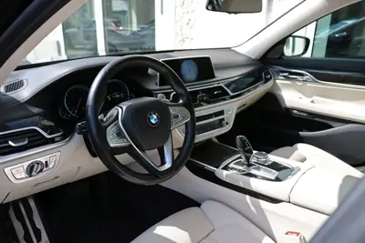 BMW 740d xDrive — Berline de prestige diesel, M-Paket, 148'000 km — Thumbnail 9